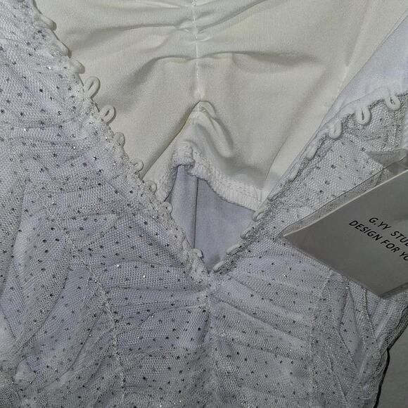 White mini bodycon dress - Picture 2 of 6